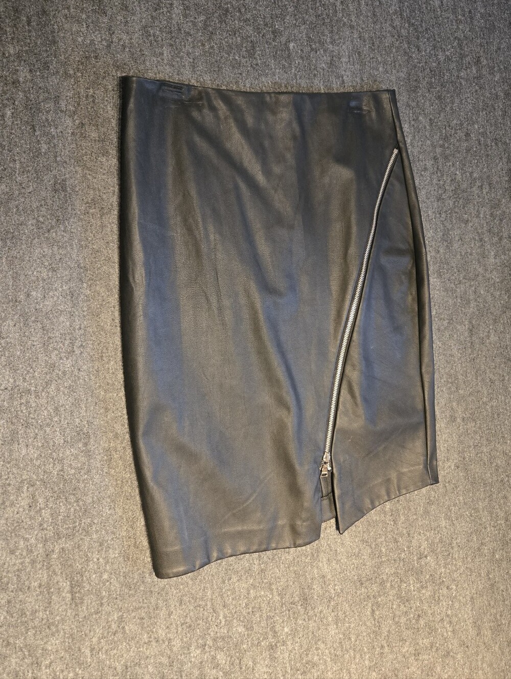 Black Express Faux Leather Zip-Detail Pencil Skirt - Picture 3 of 7